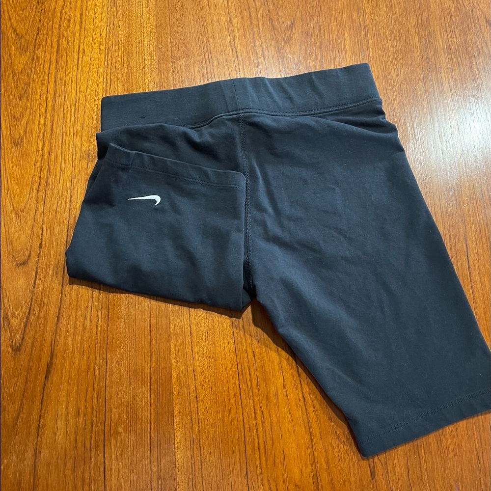 Nike Sportswear essential - Picture 10 of 12